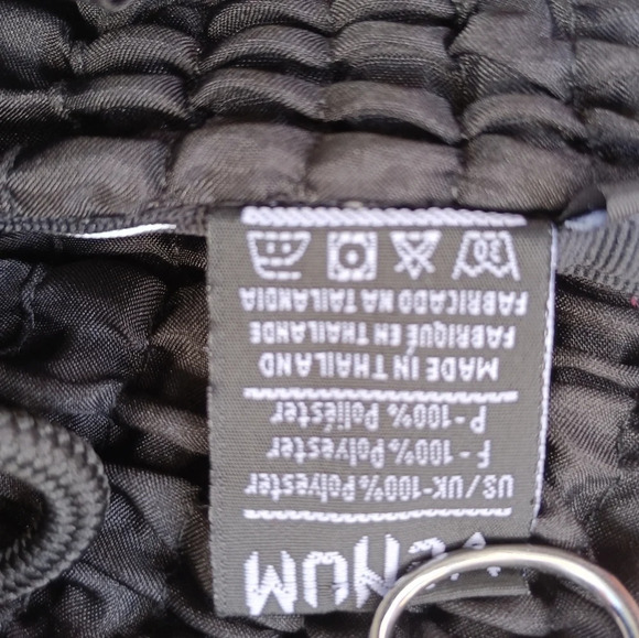 VENUM MUAY THAI SHORTS BLACK ORIGINAL SIZE S EUC - Picture 6 of 9